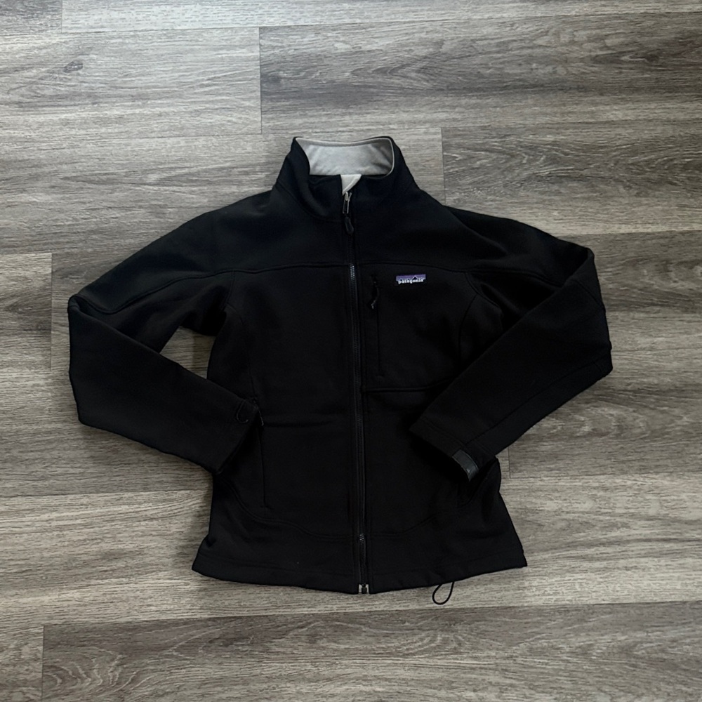 Patagonia Women's Black Jacket Size XS Winter Full zip Jacket